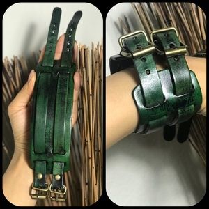 🕵🏻‍♂️Rare - PU Unique Bracelet 🧛‍♀️